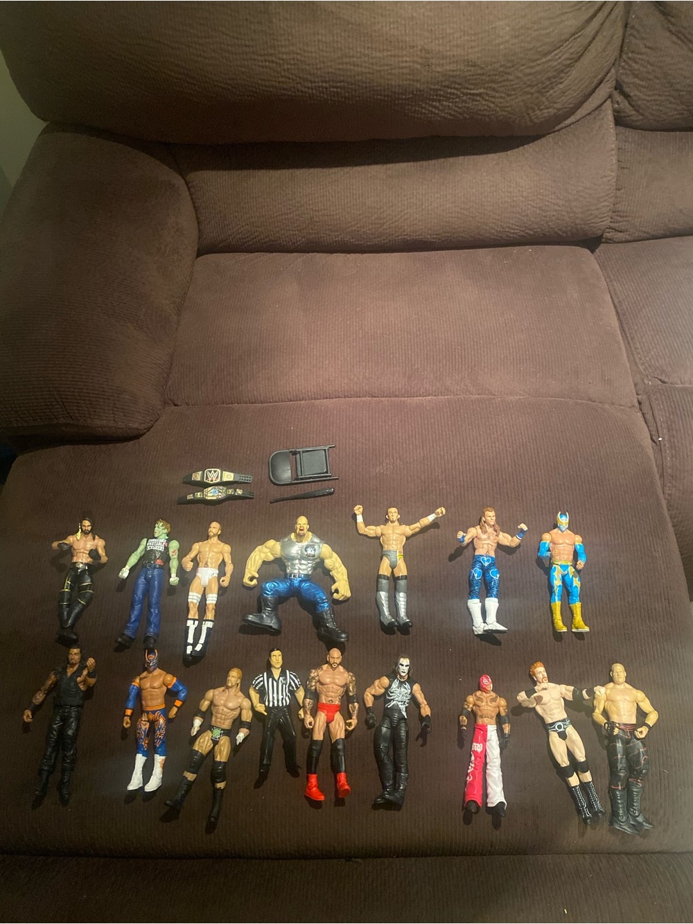 Lot of 16 WWE Wrestlers with accessories